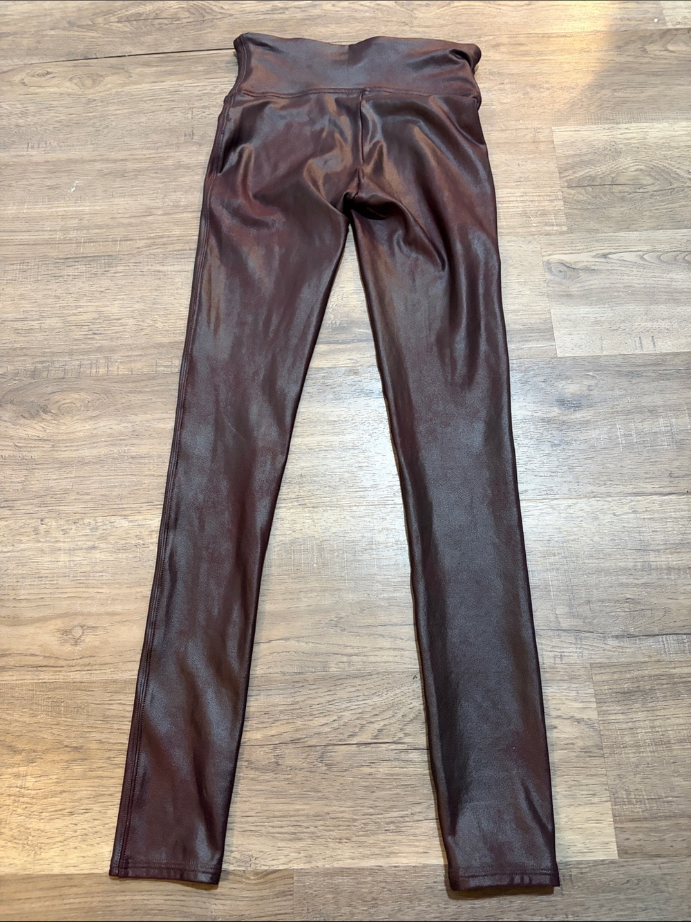 SPANX Burgundy Plum Faux Leather High Rise Leggings Wine - Picture 4 of 5